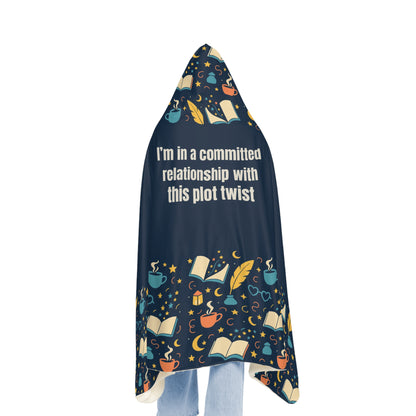 Cozy Reading Snuggle Blanket, Book Lover Gift, Comfy Hoodie Throw, Literary Blanket, Perfect for Relaxing Nights, Gift for Bookworms