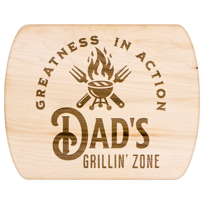 Engraved_Personalized_Cutting_Board_for__Light_H_Main_Mockup.png